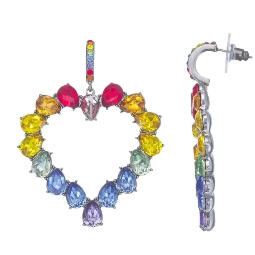 Simply Vera Vera Wang Pewter Tone Rainbow Crystal Hoop Heart Earrings Gift NWT